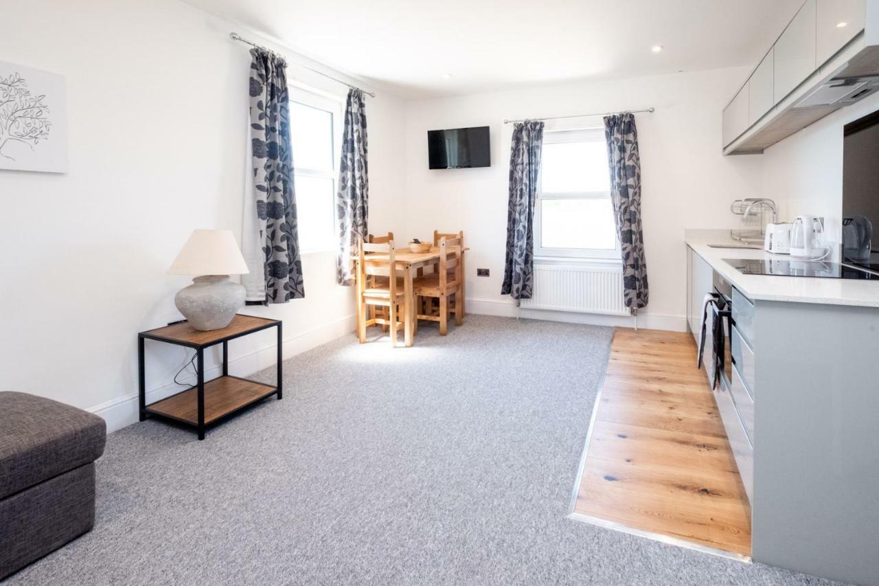 Rowan - Three Tuns Apartments , Wickham Market - By Aldeburgh Coastal Cottages Pettistree Экстерьер фото